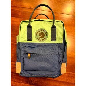 Fjallraven Kånken Art Mini Backpack